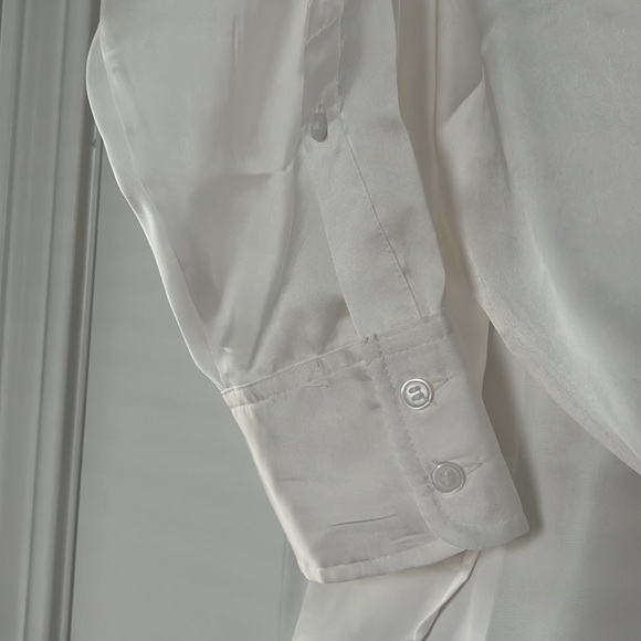 H&M White Long-sleeved Button-down Shirt - Picture 4 of 7